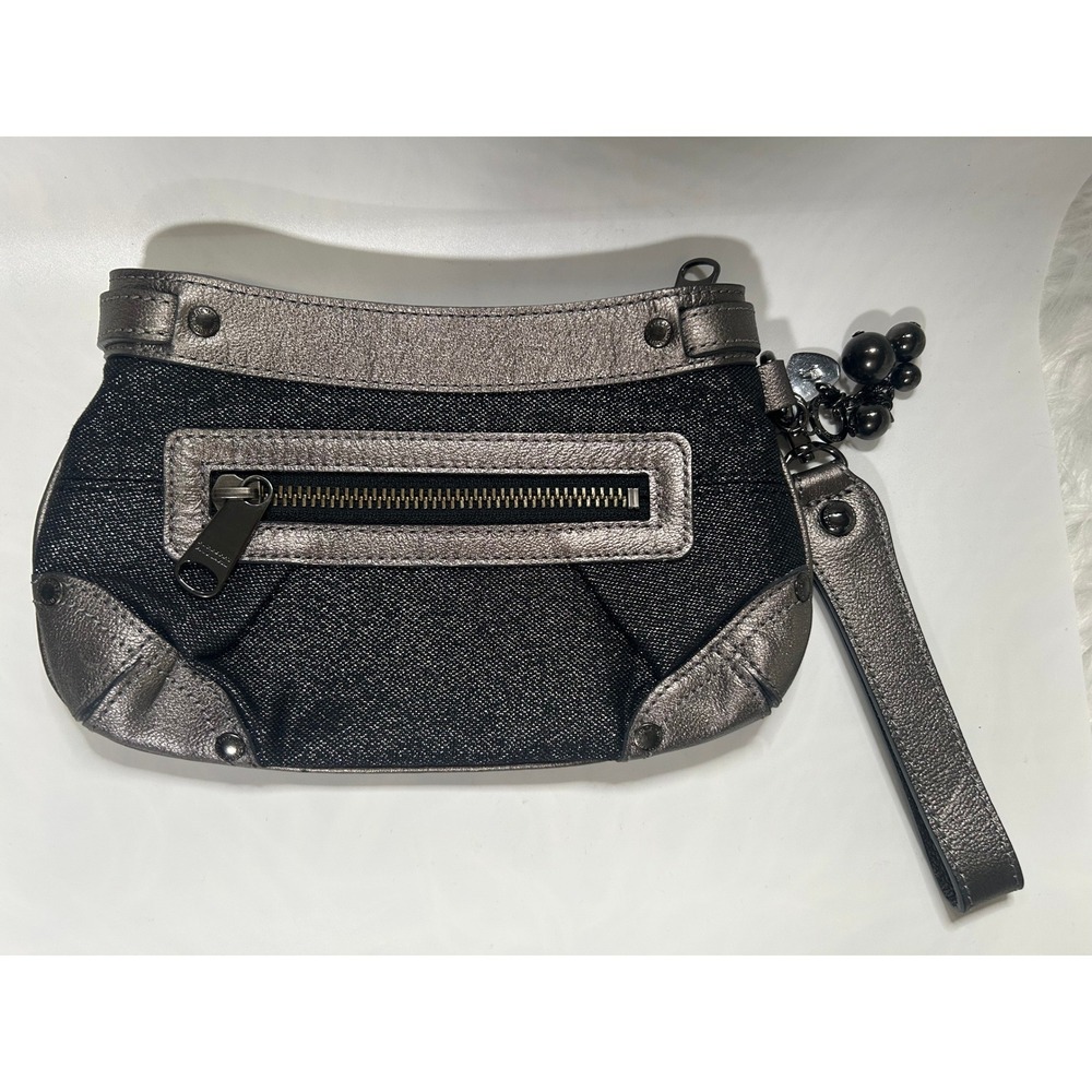 Burberry London Blue Label Black‎ Sparkle Wristlet Heart Charm Pearl Beads#281